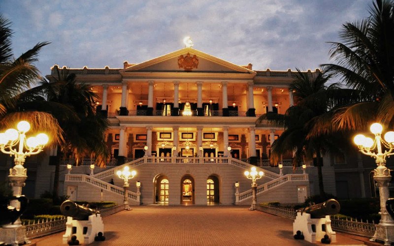 Falaknuma-Palace-800x500